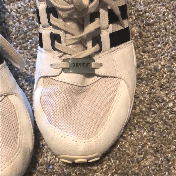 Adidas shoes - Picture 7 of 11